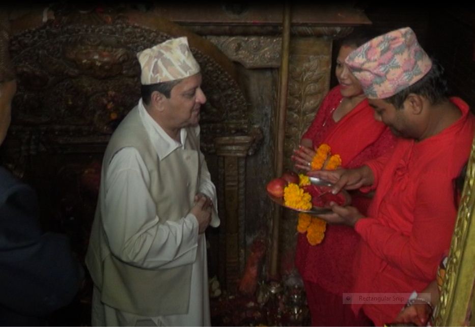 पूर्वराजा ज्ञानेन्द्रद्वारा विभिन्न शक्तिपीठको दर्शन