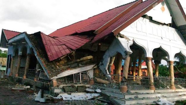 शक्तिशाली भूकम्पपछि १० हजारभन्दा बढी घरवारविहीन