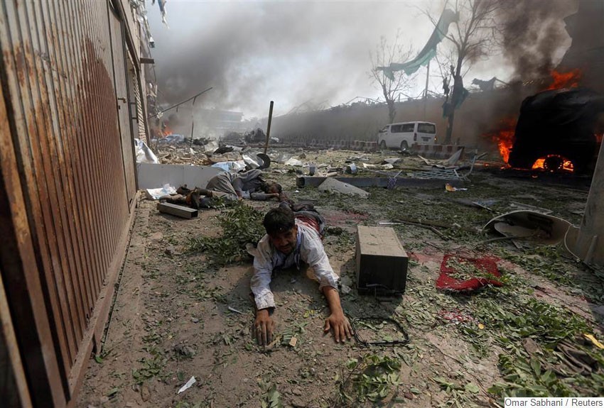काबुल ट्रक बम विस्फोटमा मारिनेको संख्या १५० पुग्यो