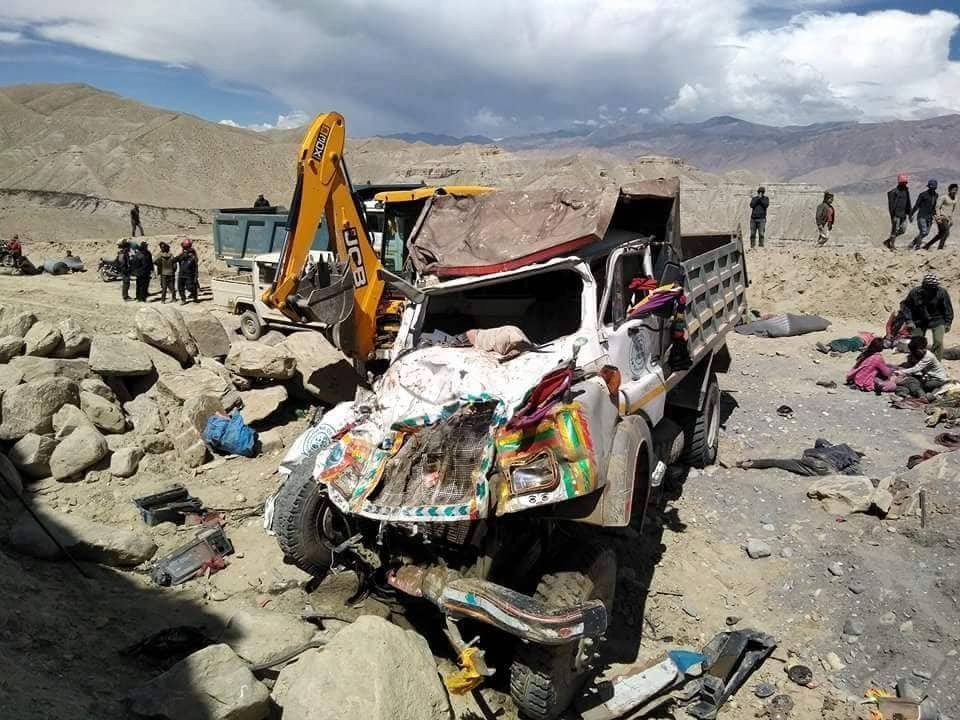 मुस्ताङ ट्रिपर दुर्घटना अपडेटः मृत्यु हुनेकाे संख्या १९ पुग्याे (नामसहित)
