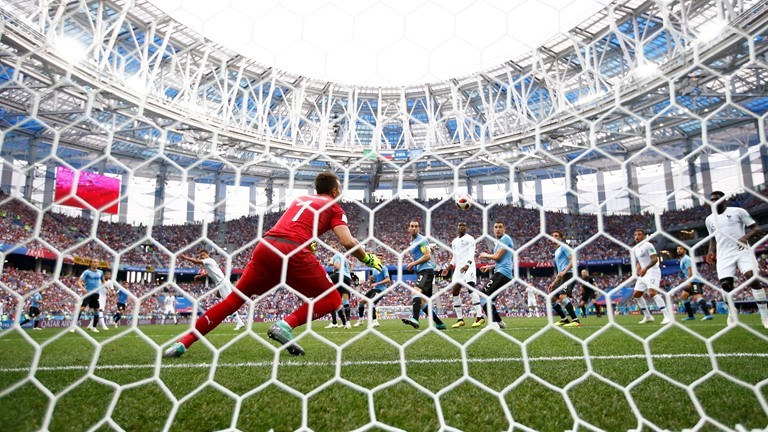 उरुग्वेविरुद्ध फ्रान्स पहिलो हाफसम्म १–० गोलले अघि