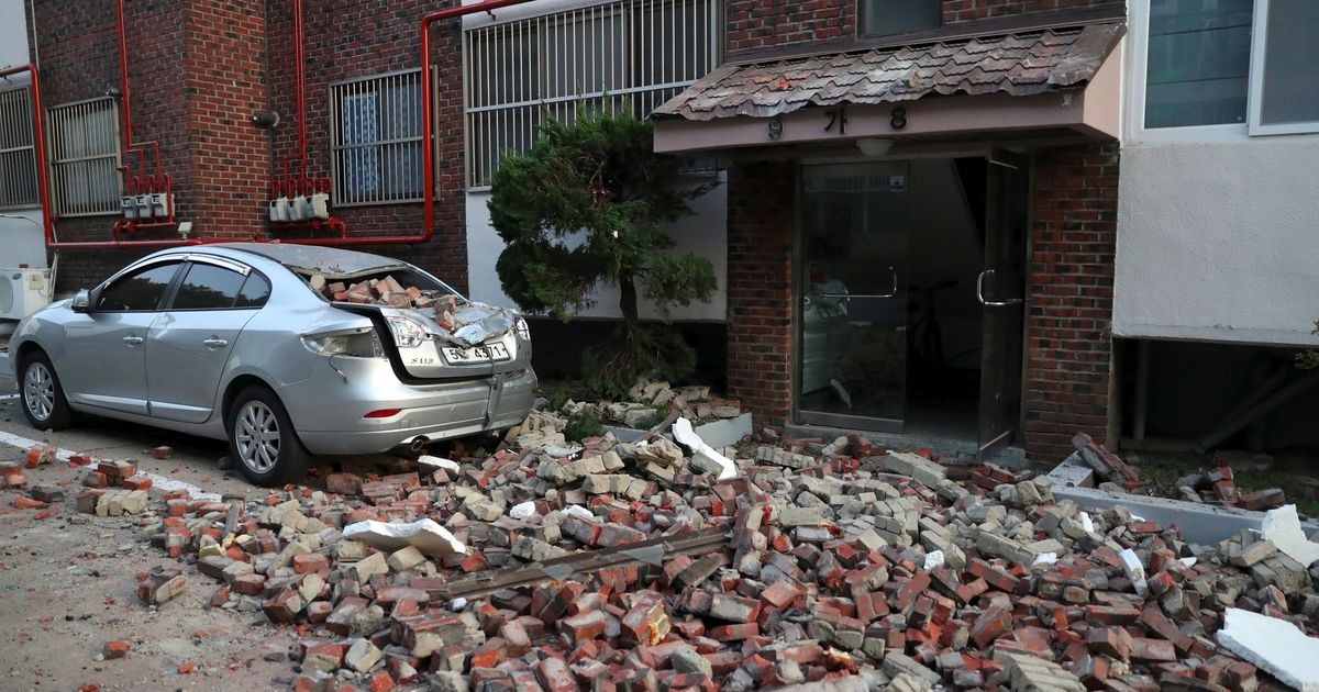 इन्डोनेसियाको भूकम्पमा ज्यान गुमाउनेको सङ्ख्या ३८० भन्दाबढी