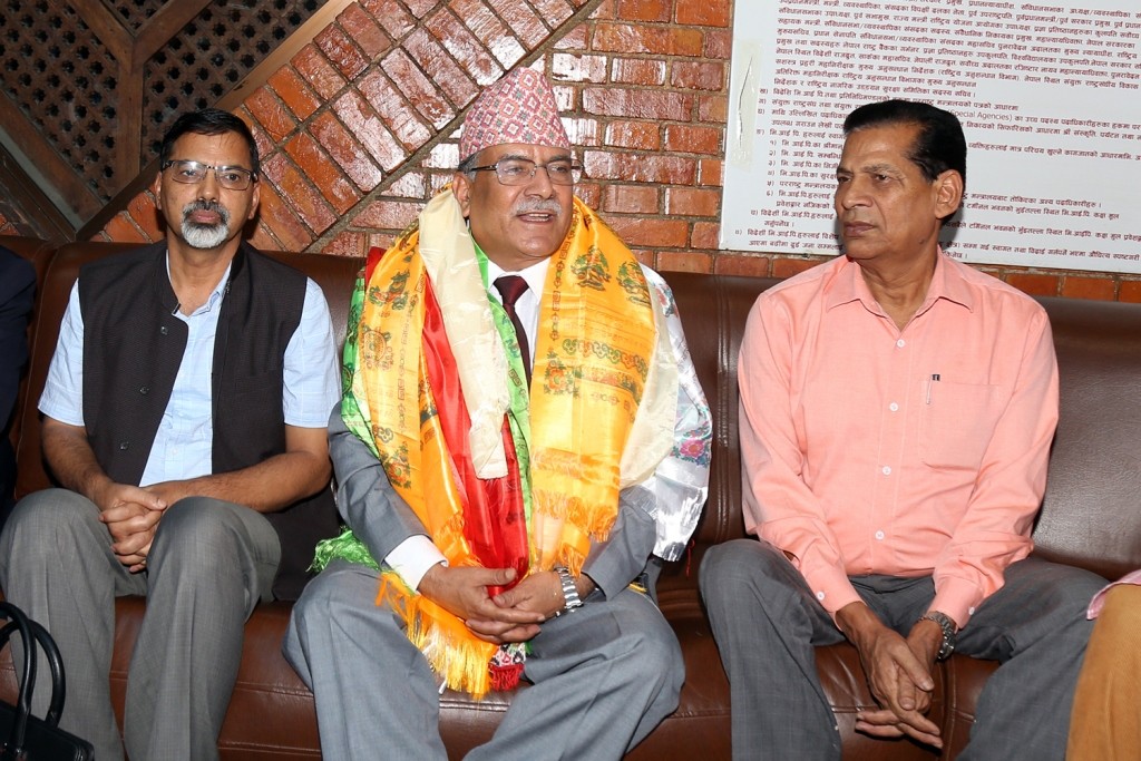 प्रचण्ड नयाँदिल्ली प्रस्थान, आजै स्वदेश फर्किने