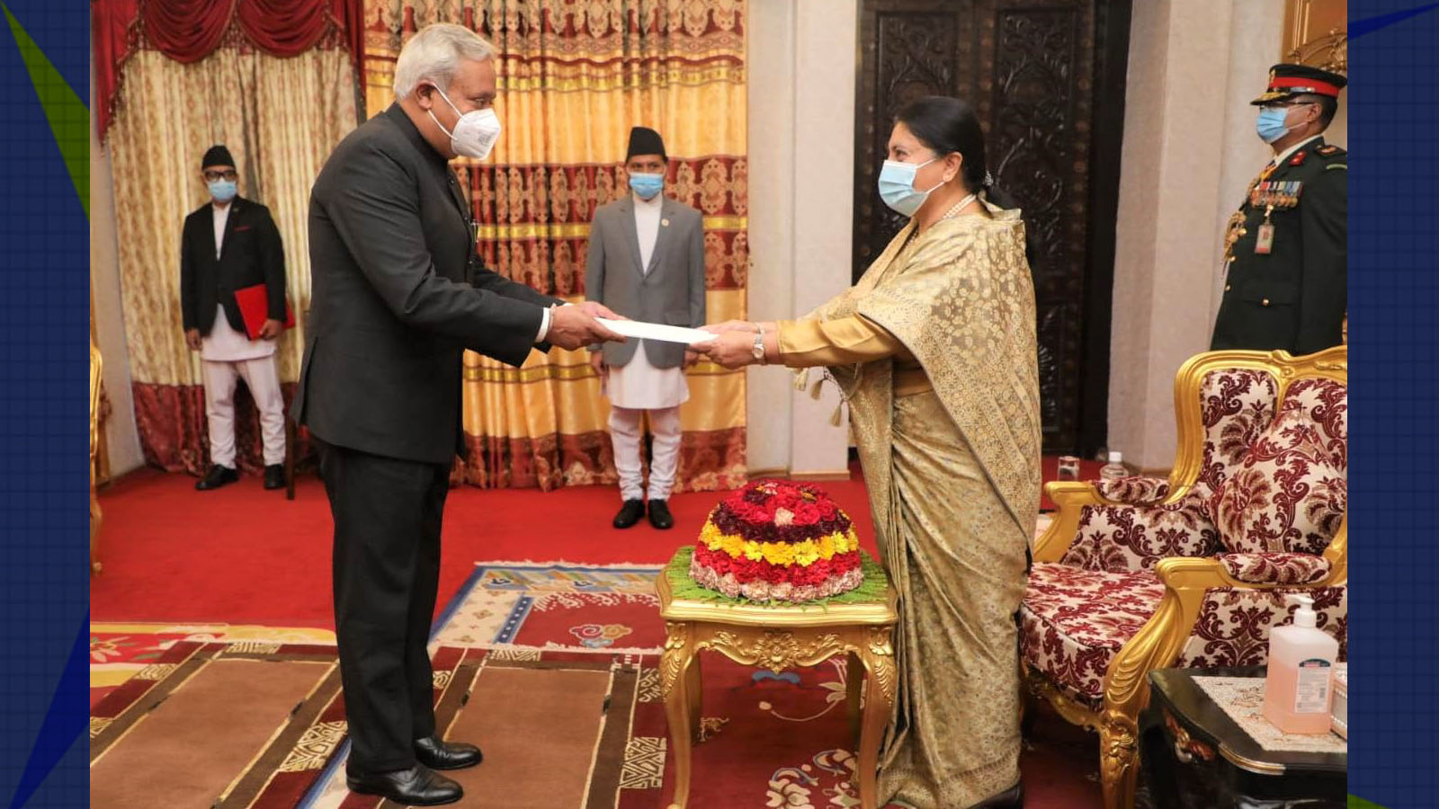 भारतीय राजदूत श्रीवास्तवले राष्ट्रपतिलाई बुझाए ओहदाको प्रमाणपत्र