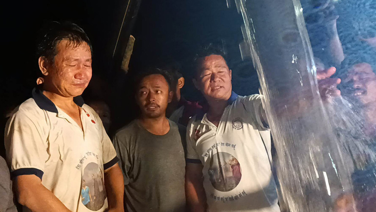 धरानमा कोकाहाको पानीः धरानवासी खुसी हुँदा हर्क साम्पाङ रोए
