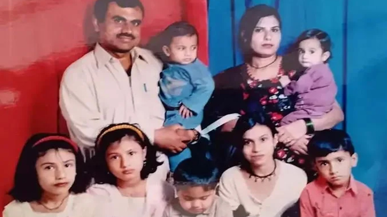 पाकिस्तानमा छ यस्तो परिवारः आमाबुबा र ७ सन्तान एकै दिन जन्मिए !