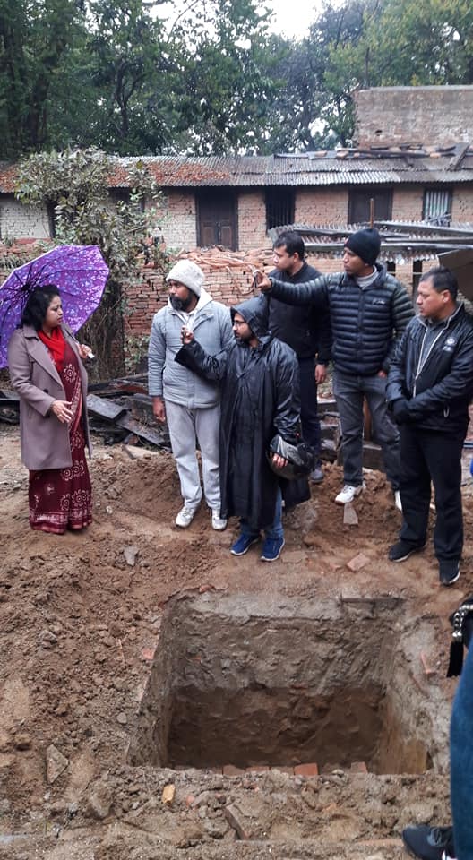 सम्पदामा आक्रमणः अस्थायी संरचनाका नाममा हात्तीपाइले पिलर !