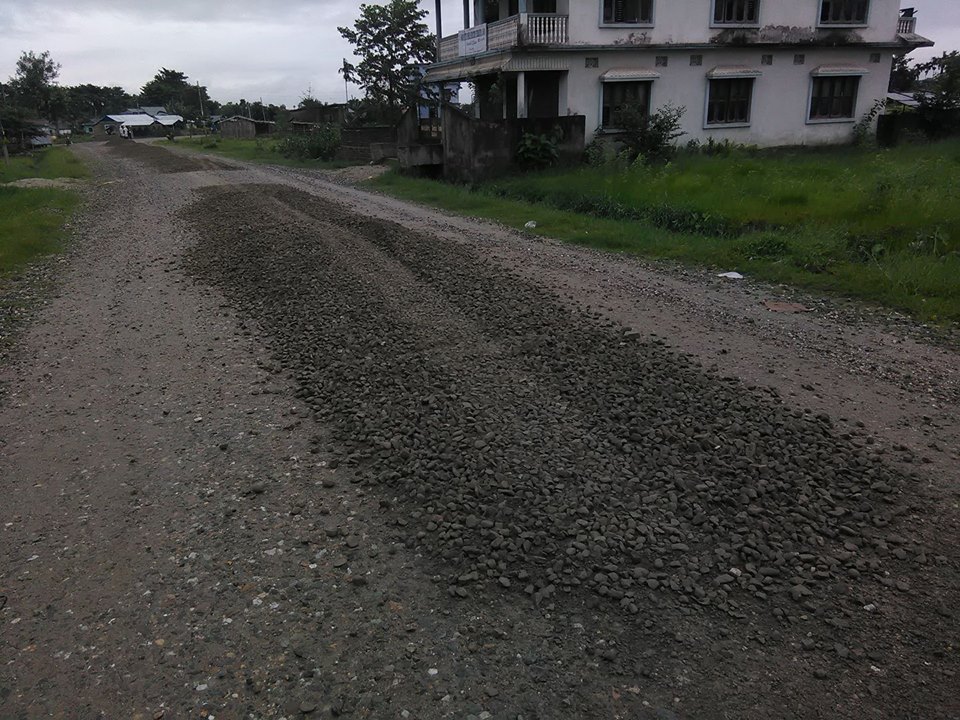 मिलमतोमा गुणस्तरहीन चक्रपथ निर्माण, ९ किलोमिटर १ महिनामै भत्कियो