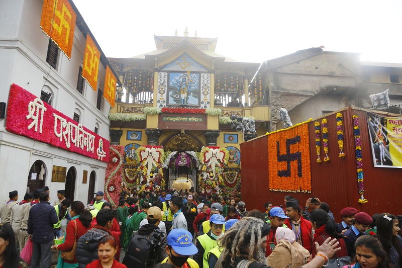 २ कराेडकाे लागतमा कसले गर्याे पशुपतिनाथ मन्दिरकाे सजावट?