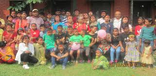 सरुमारानीले अनाथ बालबालिकालाई भत्ता दिने