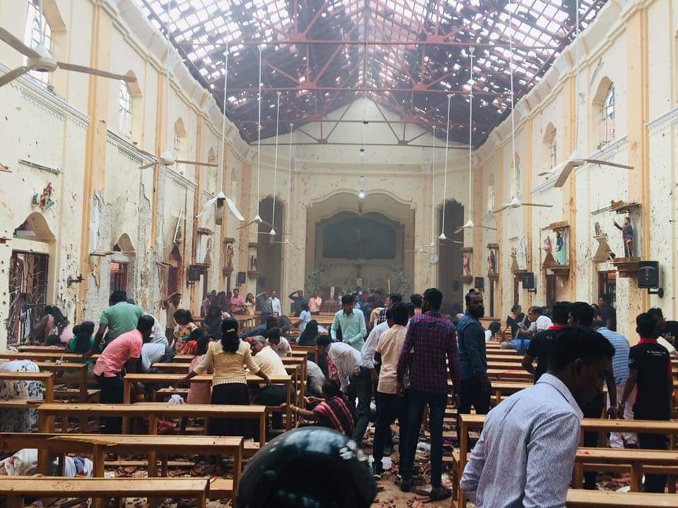 श्रीलंका बम विष्फोट अपडेट : मृत्यु हुनेको संख्या १२२ पुग्यो, २४७ बढी घाइते