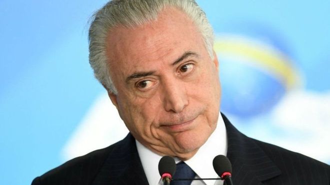 भ्रष्टाचार आरोप लागेका ब्राजिलका पूर्वराष्ट्रपतिले गरे आत्मसमर्पण
