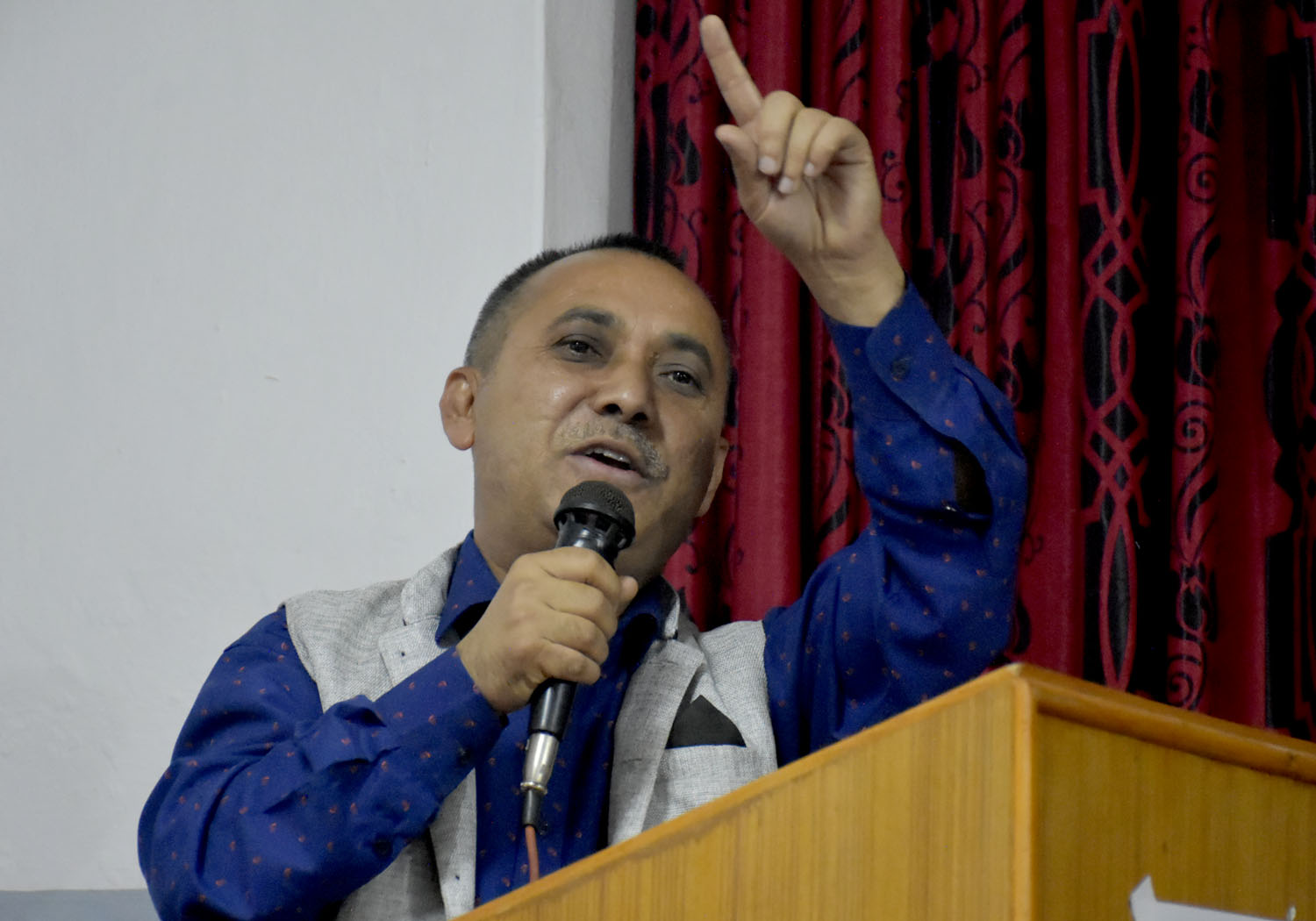 ‘अघिल्लो सरकारका निर्णयहरु उल्टाएर राजनीतिक द्वन्द्व बढाउन खोजियो’