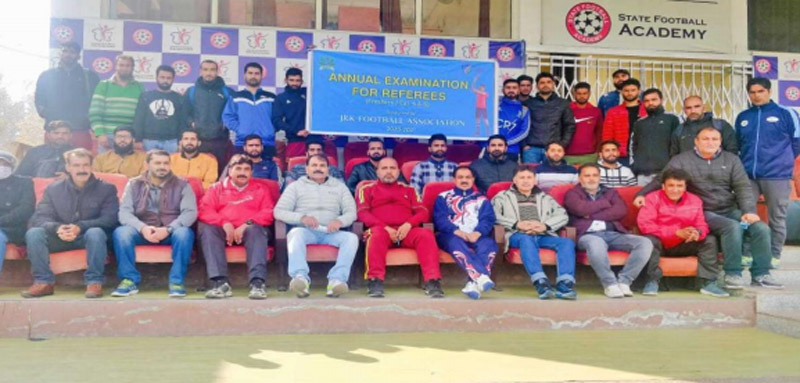 जम्मू कश्मीर फुटबल संघ रेफ्रीहरुलाई रिफ्रेसर कोर्स