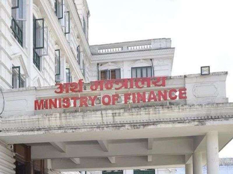 आयातको ढोका बन्द, भन्सार राजस्व गुम्यो