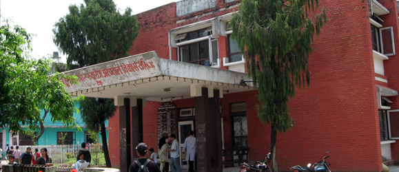 कोरोनाको आशंकामा उपचारत बिरामी टेकु अस्पतालबाट भागे